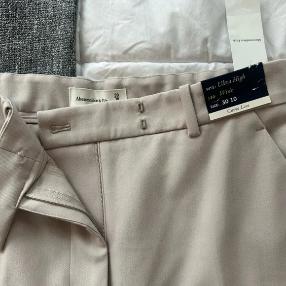 NWT: Abercrombie & Fitch Cream Wide-Leg Trousers - Picture 3 of 7